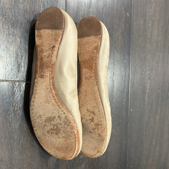 Tory Burch taupe Caroline 2 flats size 8 - Picture 3 of 5